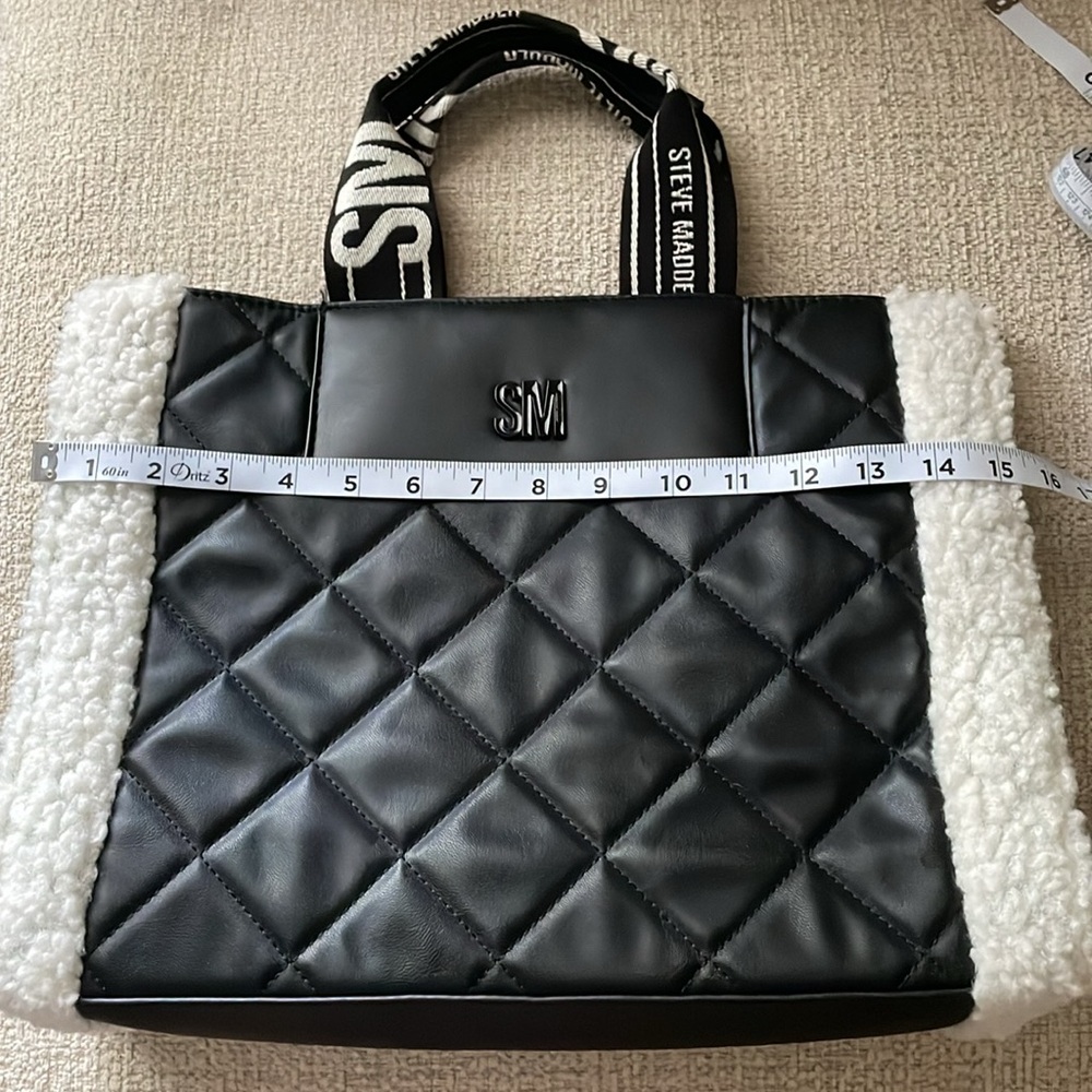 Steve Madden large Sherpa quilted tote Bdanniii - Picture 7 of 13